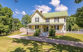 358 North St, Newport, TN 37821