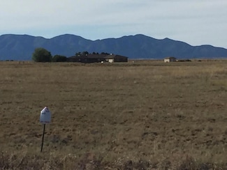 9 Cravens Rd, Stanley, NM 87056