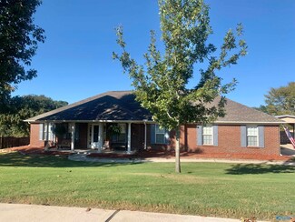 161 Waterbury Dr, Harvest, AL 35749