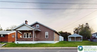 2112 S 1st Ave, Whitehall, PA 18052