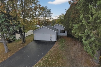 429 S Peck Ave, Peshtigo, WI 54157