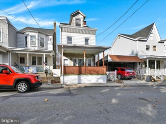 718 Seneca St, Pottsville, PA 17901
