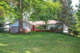 304 Forest Ave, Wyoming, OH 45215