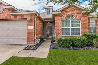 1019 Camp Verde Dr, Forney, TX 75126
