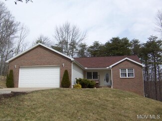 51 Northlake Ct, Vincent, OH 45784