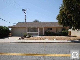 1101 W Mayberry Ave, Hemet, CA 92543