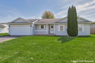 702 Whitmore Trail, McHenry, IL 60050