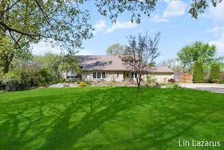 14534 N Uldriks Dr, Battle Creek, MI 49017