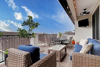 5218 Crawford St, Houston, TX 77004