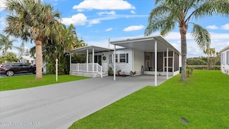 907 Laurel Cir, Sebastian, FL 32976