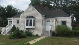 27 Laurel St, West Long Branch, NJ 07764