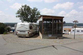 155 Grand View Dr Unit Lot B133, New London, NC 28127