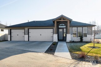 569 W Cedarburg Dr, Meridian, ID 83642