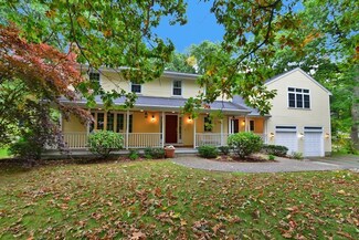 220 Alder Rd, Westwood, MA 02090