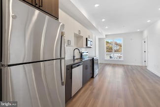 2111 N Front St Unit 406, Philadelphia, PA 19122