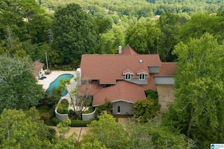1657 Panorama Dr, Vestavia, AL 35216