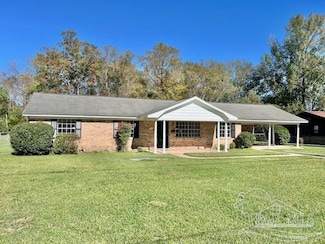223 Mcrae St, Atmore, AL 36502