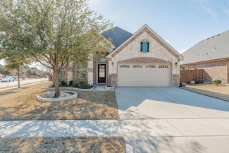717 Gray Wash Dr, Saginaw, TX 76179