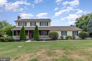 848 W Old York Rd, Carlisle, PA 17015