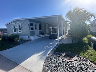 81 Jose Gaspar Dr, North Fort Myers, FL 33917