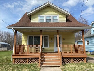 155 North St, Medina, NY 14103