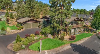 3241 NW Fairway Heights Dr, Bend, OR 97701