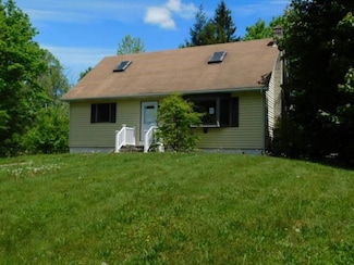 63 Scotchtown Place, Middletown, NY 10941