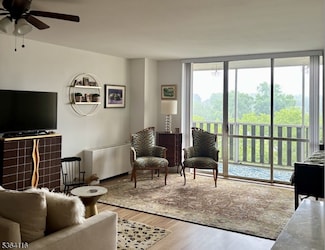 530 Valley Rd, Montclair, NJ 07043