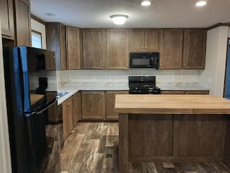 46000 Geddes Rd Unit 343, Canton, MI 48188