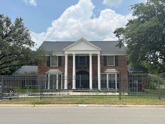 2420 Lane St, Laredo, TX 78043