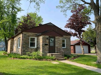 411 Lavigne Ave, Port Edwards, WI 54469