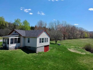 89 Trescott Rd, Hanover, NH 03755