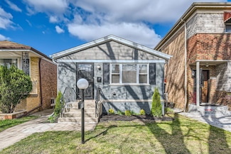 9814 S Lowe Ave, Chicago, IL 60628