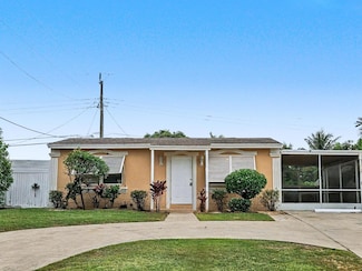 130 S Atlantic Dr E, Boynton Beach, FL 33435