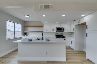 5108 Bromley Ave, Las Vegas, NV 89107