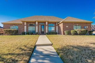 1301 Stork Way, Forney, TX 75126