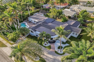 725 Harrison St, Hollywood, FL 33019