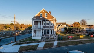302-304 Rockdale Ave, New Bedford, MA 02740