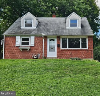 108 E Garrison Rd, Brookhaven, PA 19015