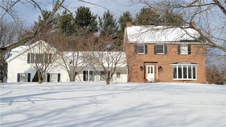 5282 Wells Curtice Rd, Canandaigua, NY 14424