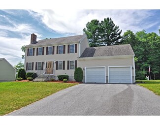 30 Meeshawn Ave, East Taunton, MA 02718