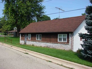 305 Richards St, Ridgeway, WI 53582