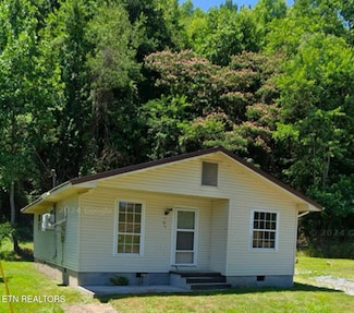 105 Mudlick Rd, Middlesboro, KY 40965