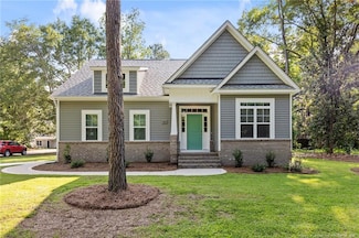 816 Red Hawk Place, Vass, NC 28394