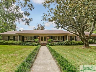 111 Johnston St, Savannah, GA 31405