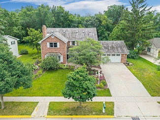 7205 Donna Dr, Middleton, WI 53562