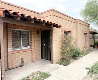 3729 E Presidio Rd, Tucson, AZ 85716