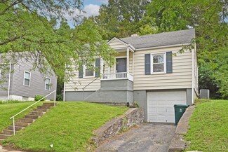 5214 Charloe St, Cincinnati, OH 45227