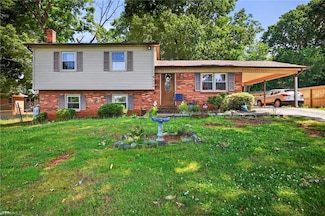 214 Stokes Forest Dr, King, NC 27021