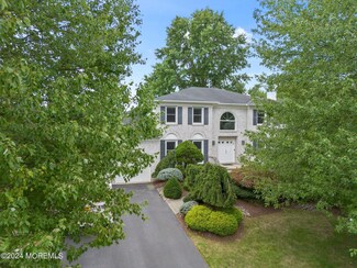77 Annette Dr, Marlboro, NJ 07746